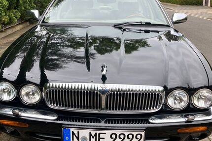 Jaguar Daimler 242.167 km 26.800 &euro; Nuernberg 90482