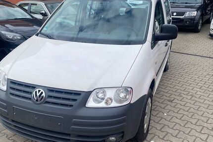 VW Caddy 111.000 km 3.490 € Fürth 90763