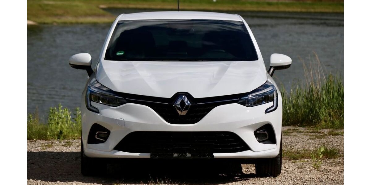 Renault Clio 107.000 km 9.900 &euro; Nürnberg 90427