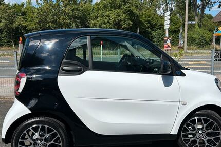 Smart ForTwo 24.230 km 12.800 &euro; Erlangen 91058