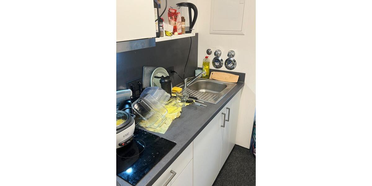 Etagenwohnung Nürnberg Gleißhammer - 20 Zimmer, 20 m&sup2;, 400&euro; | Angebot:27607711