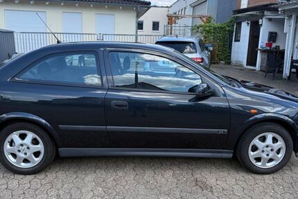 Opel Astra 43.000 km 3.999 &euro; Forchheim 91301