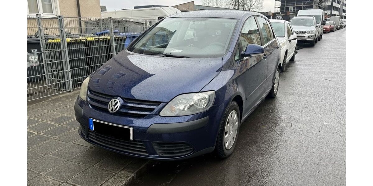 VW Golf Plus 118.000 km 3.299 &euro; Nürnberg 90441