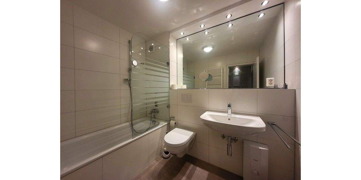 Einfach Zuhause! Möbliertes 1,5-Zimmer-Apartment mit Loggia in Behringersdorf 1 zimmer