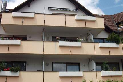 Dachgeschoss-Wohnung mit Ausblick 2 zimmer