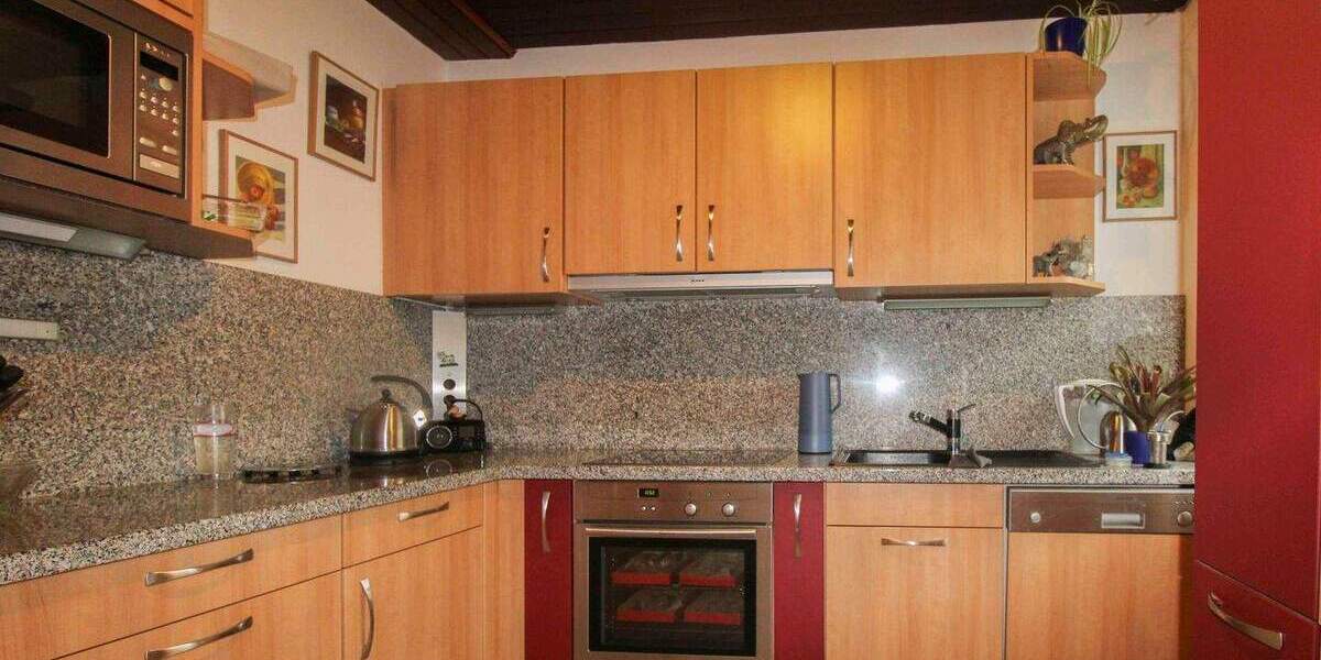 ***Ideal für Paare mit Homeoffice*** Kleines Einfamilienhaus in TOP-Lage von Nürnberg-Fischbach! 4 zimmer