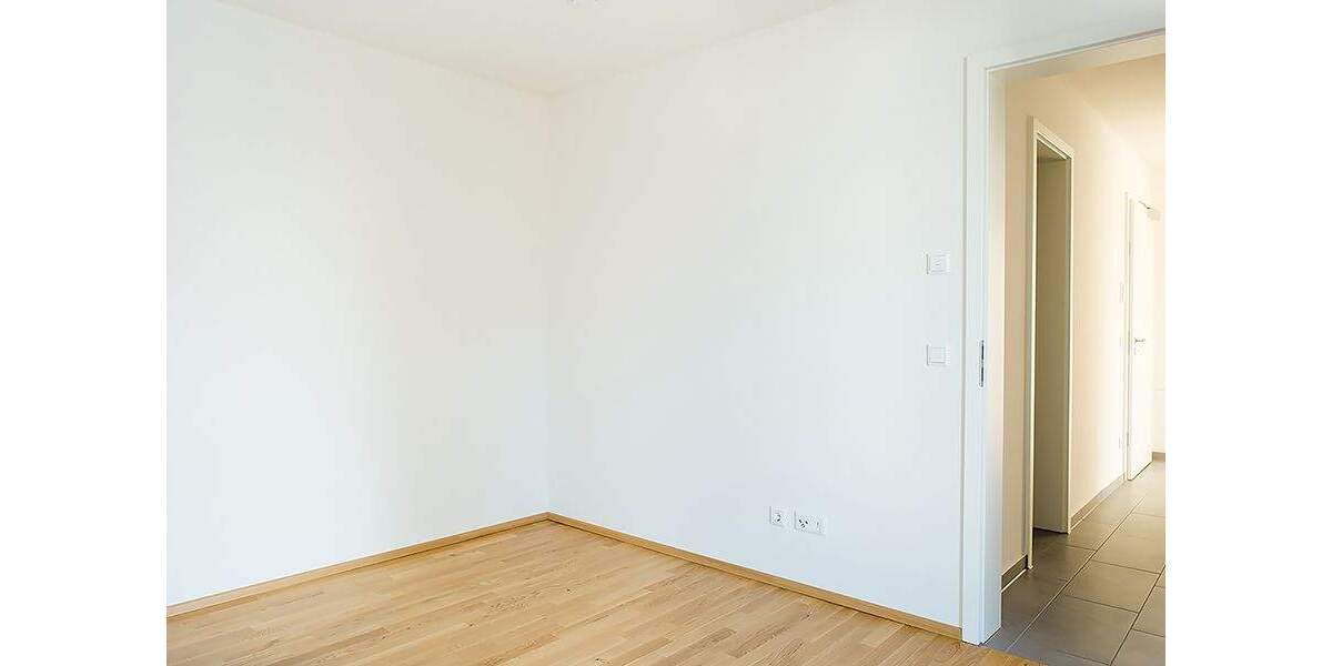 Etagenwohnung Fürth Stadeln - 3 Zimmer, 107 m&sup2;, 1.340&euro; | Angebot:25688776