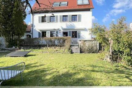 Haus Lauf - 6 Zimmer, 193 m&sup2;, 850.000&euro; | Angebot:26043889