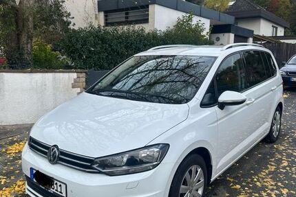 VW Touran 167.685 km 15.940 € Zirndorf 90513