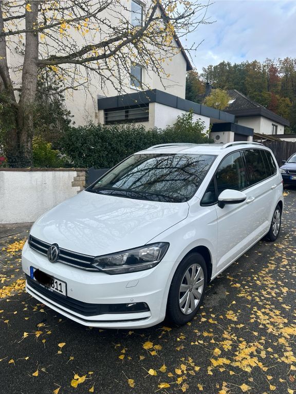 VW Touran 167.685 km 15.940 € Zirndorf 90513