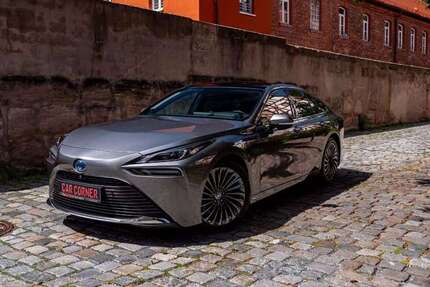 Toyota Mirai 28.000 km 15.500 &euro; Kammerstein 91126
