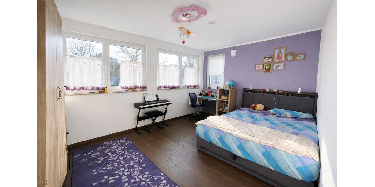 Doppelhaushälfte Fürth Bislohe - 6 Zimmer, 180 m&sup2;, 2.400&euro; | Angebot:26013534