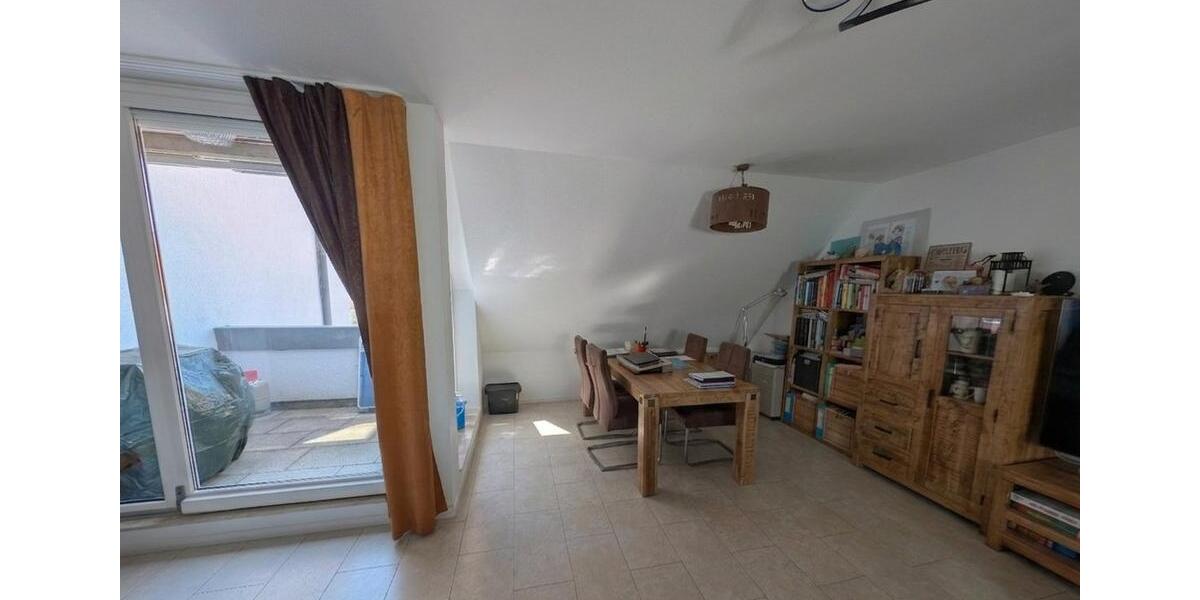 Dachgeschoßwohnung Nürnberg Hasenbuck - 3 Zimmer, 102 m&sup2;, 385.000&euro; | Angebot:26355393