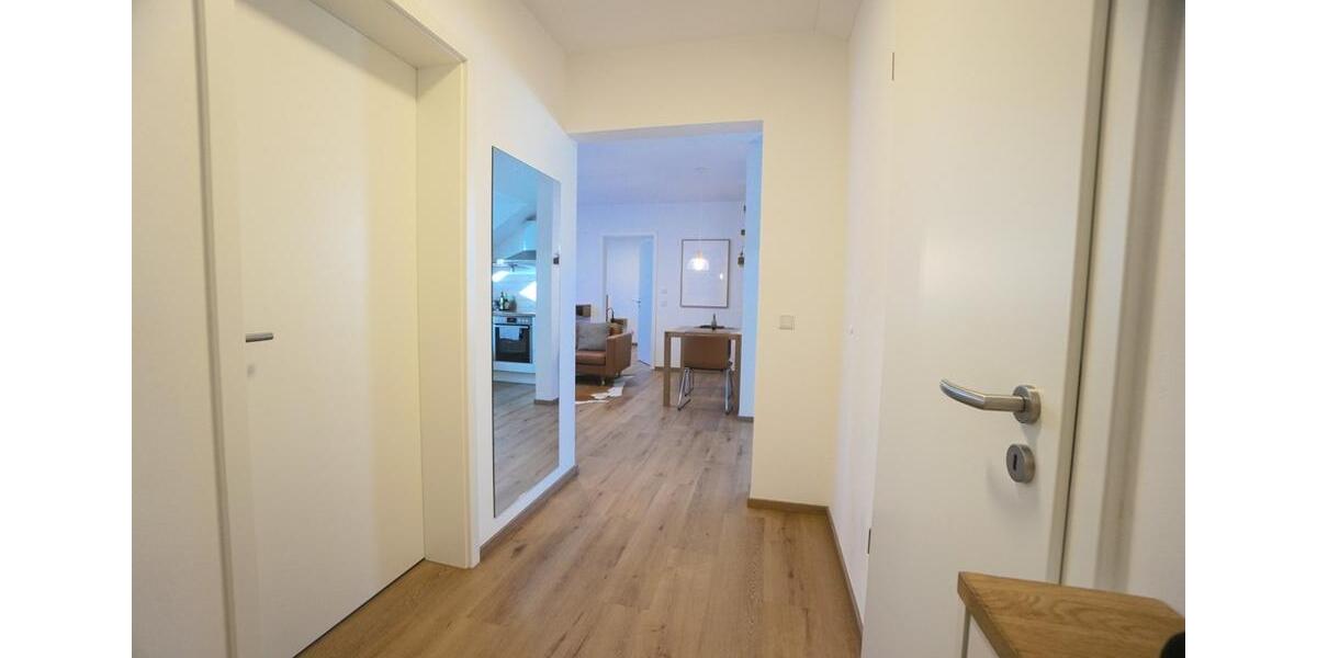 Herrliche 3-Zimmer-Whg., Aufzug, Tiefgarage, hochwertige Ausstattung, Küche, wunderschöne Dachloggia 3 zimmer