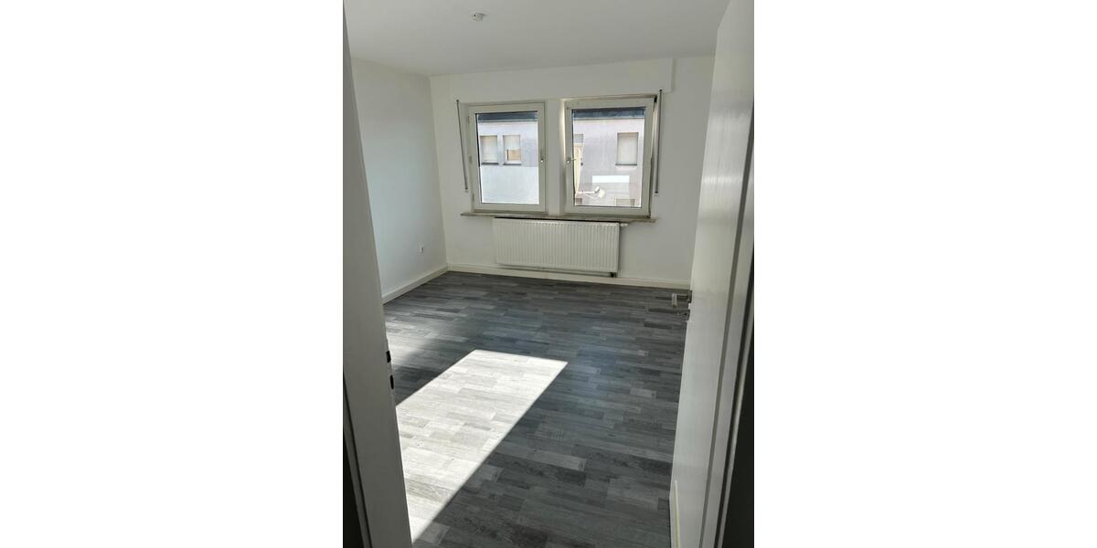 Etagenwohnung Nürnberg Gibitzenhof - 3 Zimmer, 60 m&sup2;, 190.000&euro; | Angebot:26588013