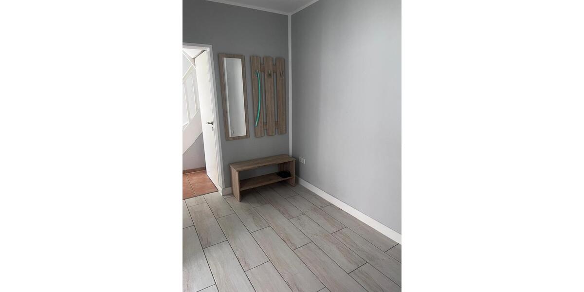 Etagenwohnung Nürnberg Gebersdorf - 20 Zimmer, 110 m&sup2;, 460&euro; | Angebot:25636556