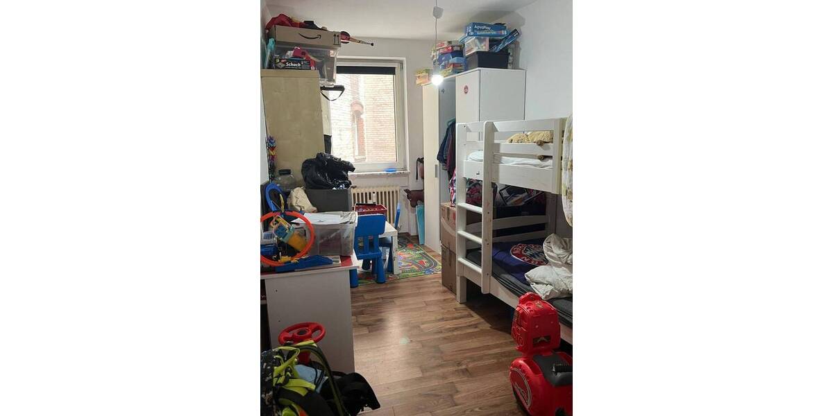 Etagenwohnung Nürnberg St Peter - 4 Zimmer, 80 m&sup2;, 1.000&euro; | Angebot:26358512