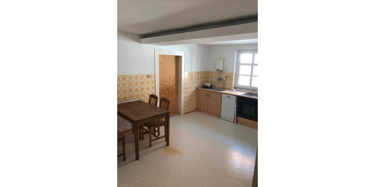 Etagenwohnung Neunkirchen am Brand - 1 Zimmer, 54 m&sup2;, 530&euro; | Angebot:27611874