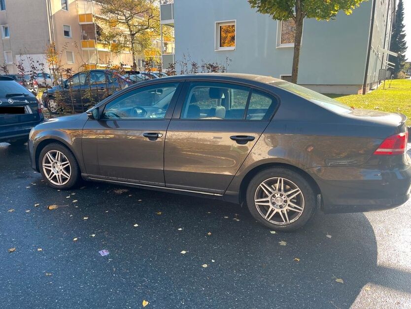 VW Passat 97.700 km 9.600 € Fürth 90766