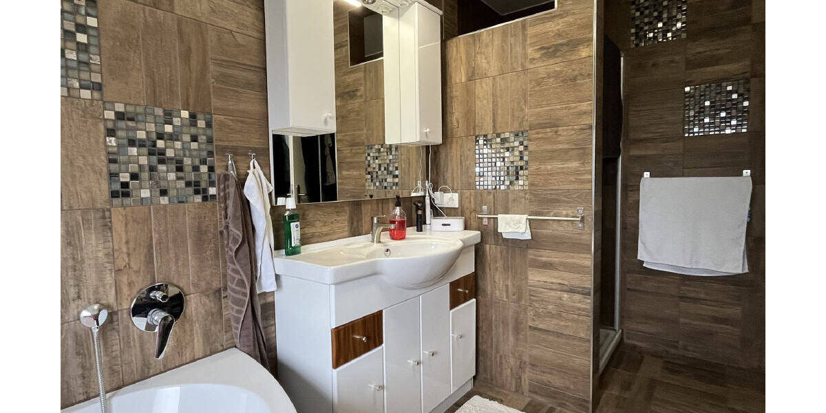 Mehrfamilienhaus, Wohnhaus Erlangen Bruck - 8 Zimmer, 890.000&euro; | Angebot:25667534