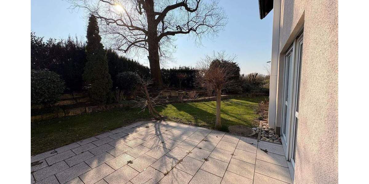 Etagenwohnung Nürnberg Gaismannshof - 4 Zimmer, 145 m&sup2;, 2.000&euro; | Angebot:26502919