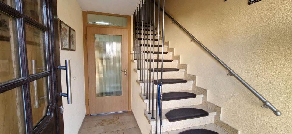 Doppelhaushälfte Hersbruck - 7 Zimmer, 190 m&sup2;, 449.000&euro; | Angebot:26221843