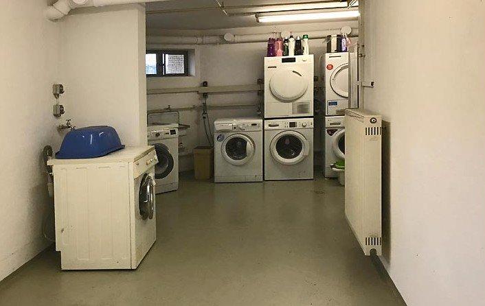 Dachgeschoßwohnung Erlangen Am Anger - 1 Zimmer, 27 m&sup2;, 890&euro; | Angebot:26636873