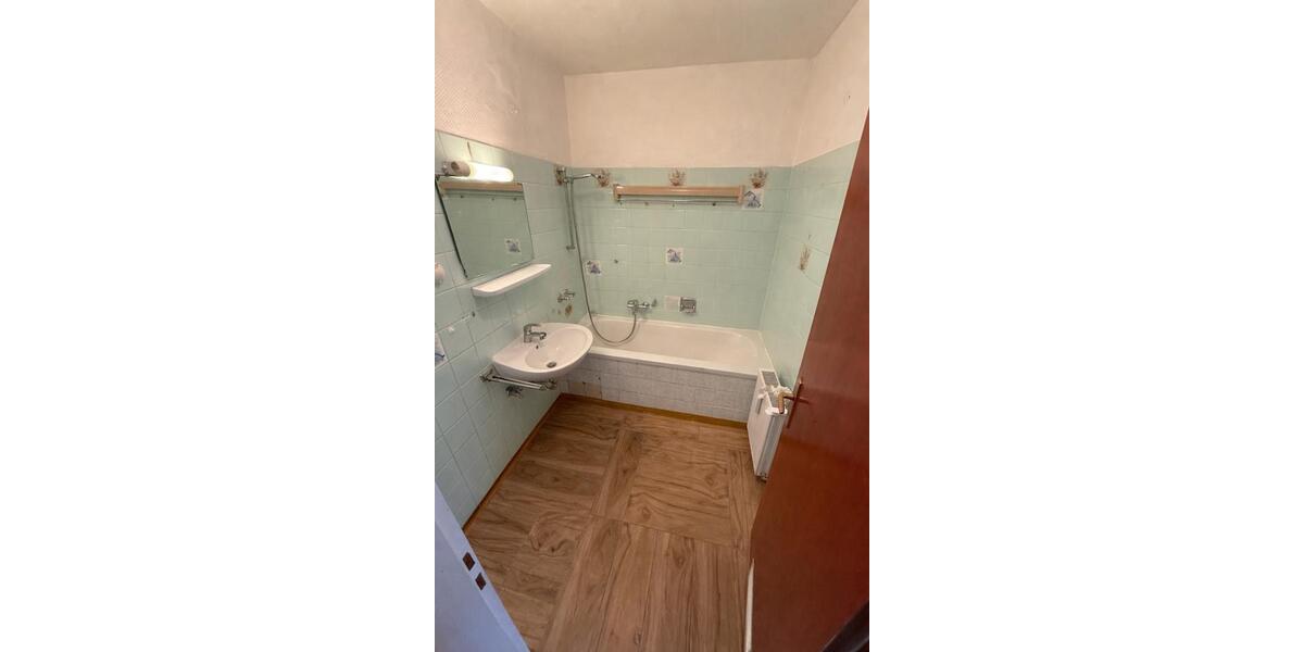 Etagenwohnung Nürnberg Falkenheim - 3 Zimmer, 72 m&sup2;, 1.050&euro; | Angebot:26338935