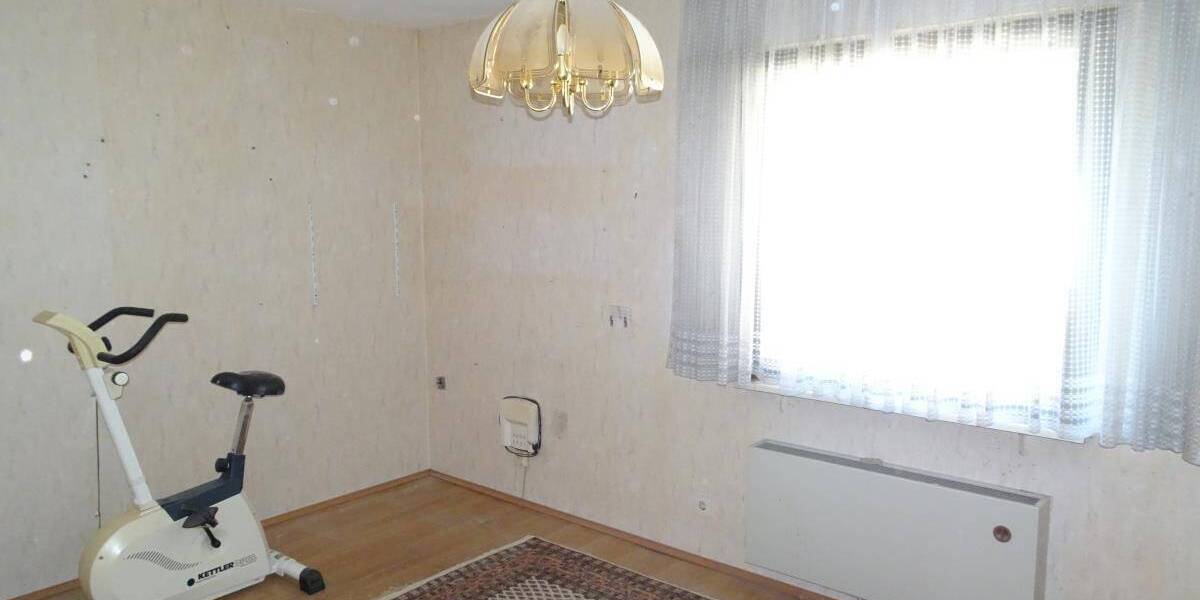 Mehrfamilienhaus, Wohnhaus Herzogenaurach - 8 Zimmer, 171 m&sup2;, 568.000&euro; | Angebot:25779296