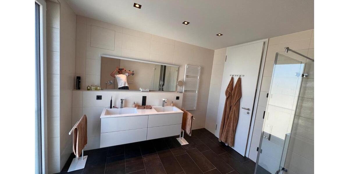 Einfamilienhaus Nürnberg Langwasser - 3 Zimmer, 115 m&sup2;, 2.080&euro; | Angebot:26413628