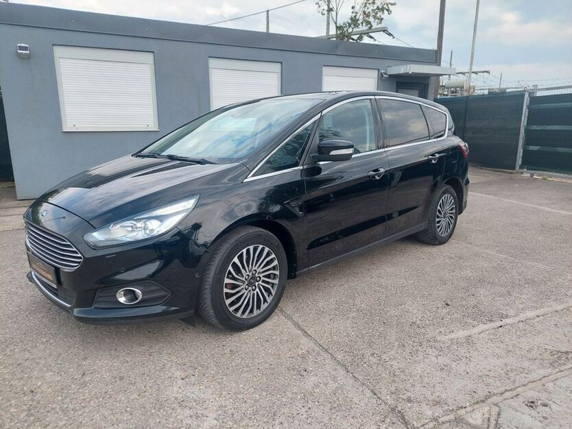 Ford S-Max 213.500 km 11.400 € Nürnberg 90408