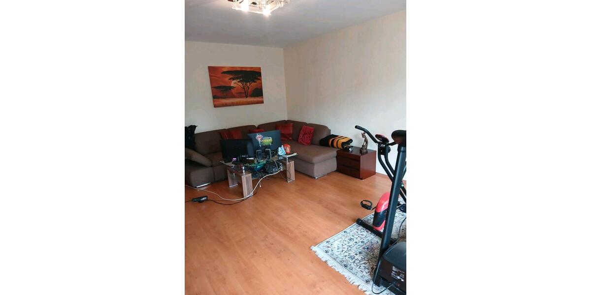 Etagenwohnung Nürnberg Falkenheim - 3 Zimmer, 77 m&sup2;, 1.000&euro; | Angebot:25784375