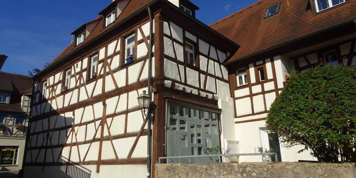 Gewerbeobjekt Herzogenaurach - 6 Zimmer, 450.000&euro; | Angebot:24043879