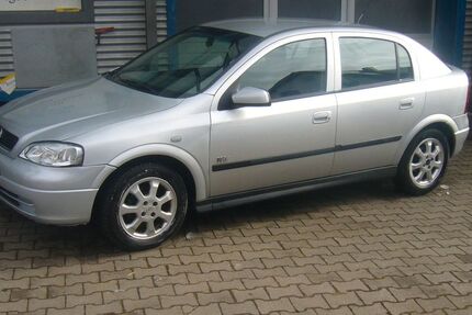 Opel Astra 121.000 km 3.900 &euro; Pyrbaum-Schwarzach 90602