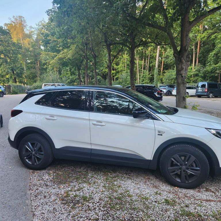 Opel Grandland (X) 34.100 km 22.800 € Fürth 90766