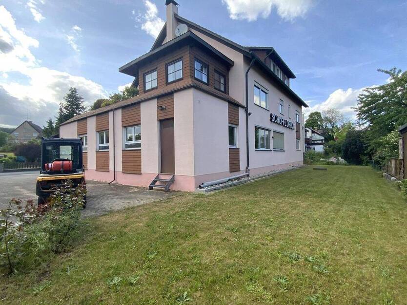 Großes Wohn- und Geschäftshaus in zentraler Lage in Forchheim