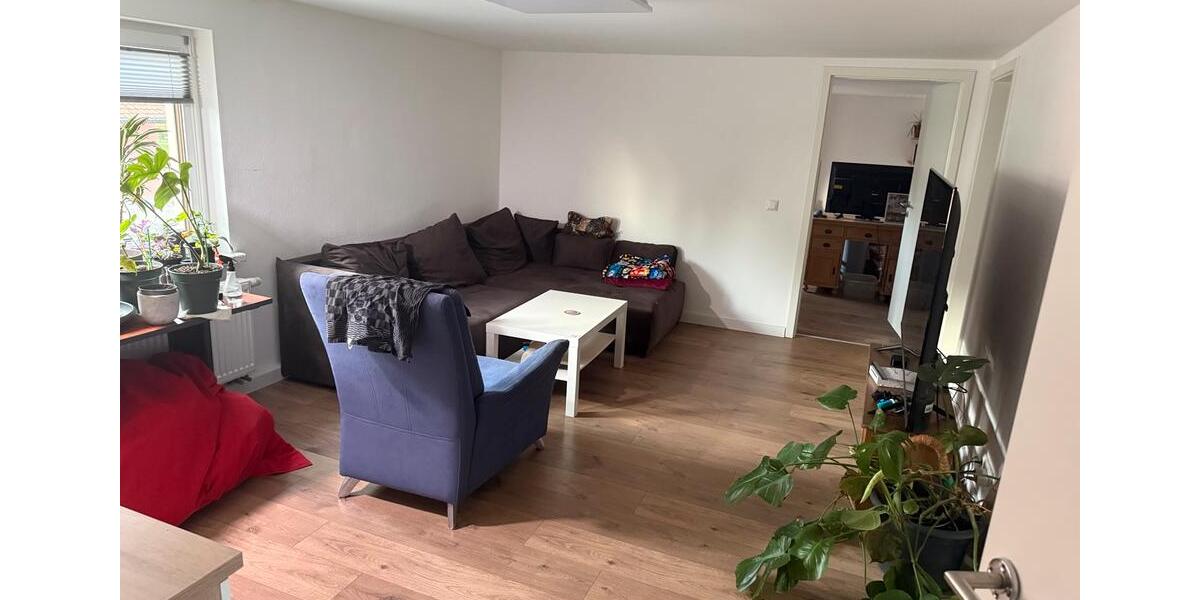 Einfamilienhaus Uttenreuth - 7 Zimmer, 181 m&sup2;, 1.999&euro; | Angebot:27614404