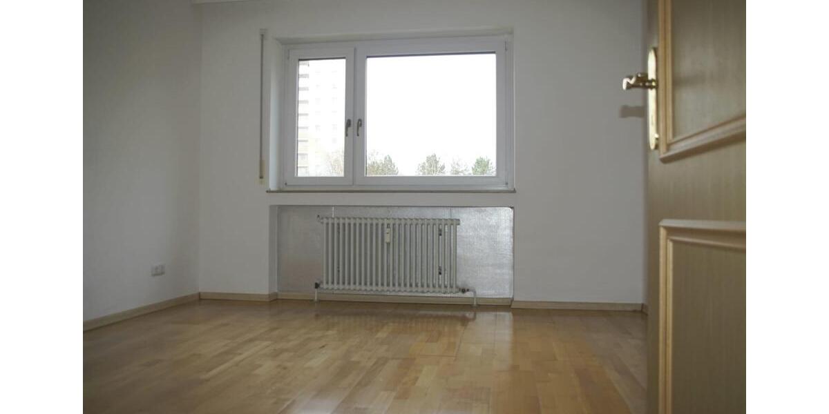 Etagenwohnung Nürnberg Gebersdorf - 3 Zimmer, 82 m&sup2;, 980&euro; | Angebot:26284484