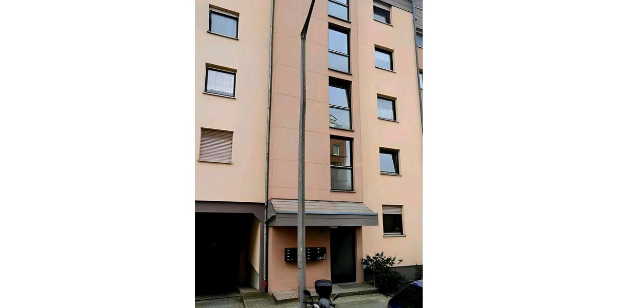 Modernisierte 2-Zimmer-Wohnung mit EBK und Balkon 2 zimmer