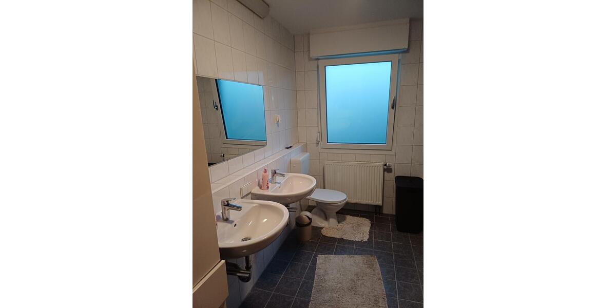 Doppelhaushälfte Schnaittach - 9 Zimmer, 270 m&sup2;, 597.000&euro; | Angebot:26602752