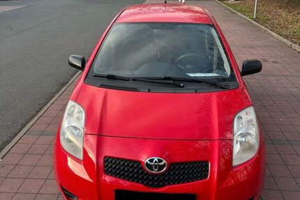 Toyota Yaris 155.000 km 2.600 &euro; Nürnberg 90439