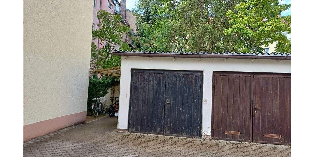Modernisierte 3-Zi.-Wohnung mit Loggia, Garage, ruhige Grünlage, Luitpoldhain, Nähe Innenstadt 3 zimmer