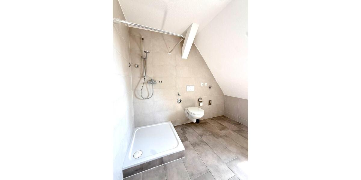 Dachgeschoßwohnung Nürnberg Gärten bei Wöhrd - 2 Zimmer, 58 m&sup2;, 900&euro; | Angebot:27552358
