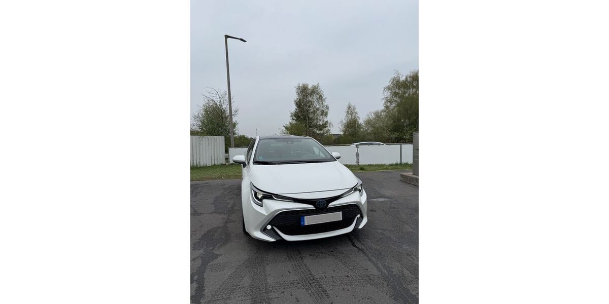 Toyota Corolla 74.675 km 19.980 &euro; Fürth 90763