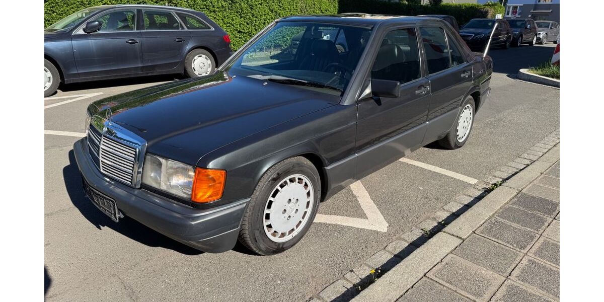 Mercedes-Benz 190 257.800 km 6.300 &euro; Nürnberg 90459
