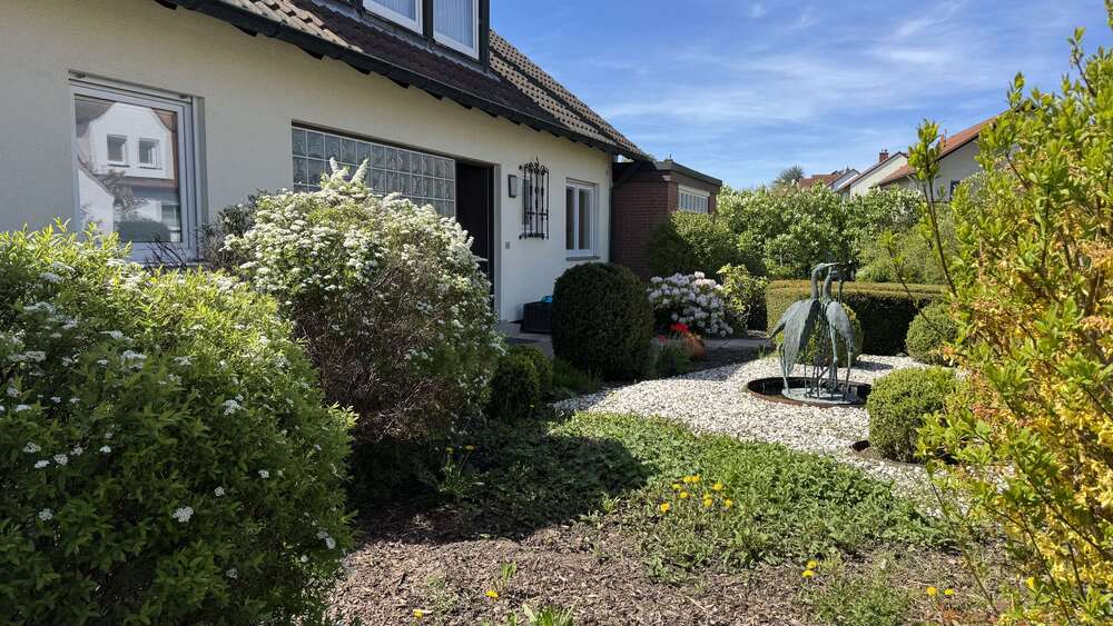 Einfamilienhaus Cadolzburg - 6 Zimmer, 217 m&sup2;, 2.350&euro; | Angebot:26687521