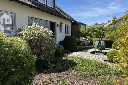 Haus Cadolzburg - 6 Zimmer, 217 m&sup2;, 2.350&euro; | Angebot:26687521