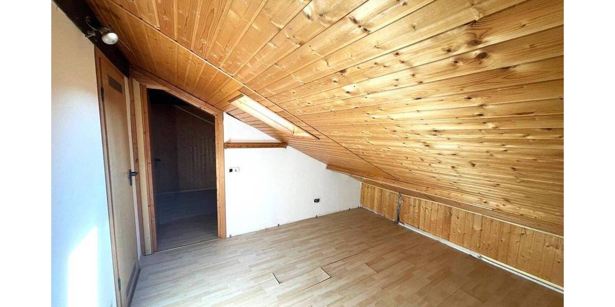 Bungalow Nürnberg Langwasser - 4 Zimmer, 109 m&sup2;, 649.000&euro; | Angebot:26512467