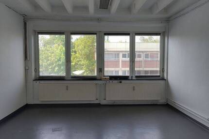 Gewerbeobjekt Nürnberg Gibitzenhof - 2.000&euro; | Angebot:26910424