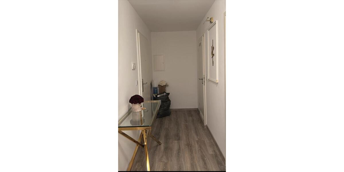 3 Zimmer Wohnung 76qm ab sofort oder ab 01.03.26 3 zimmer